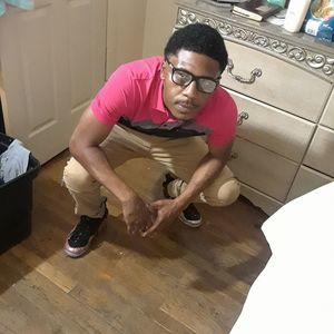 Meet your Posher, Larry